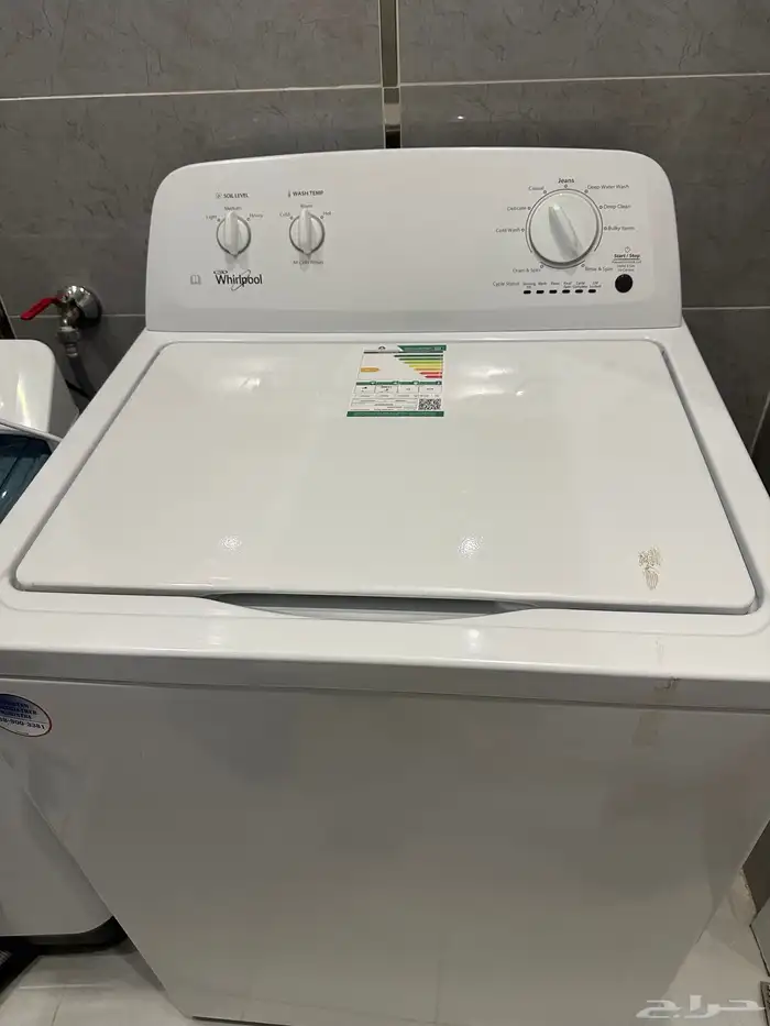 غسالة Whirlpool شبه جديدة للبيع 0