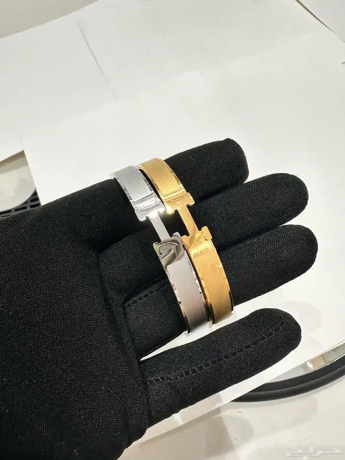 عطور ونظارة و أساور متوفر 51