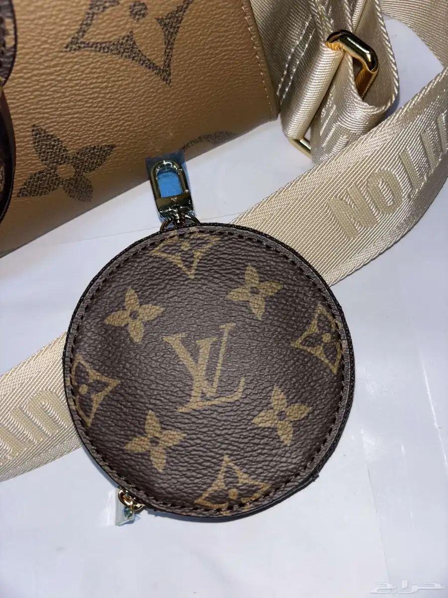 شنطه Louis VUITTON 2