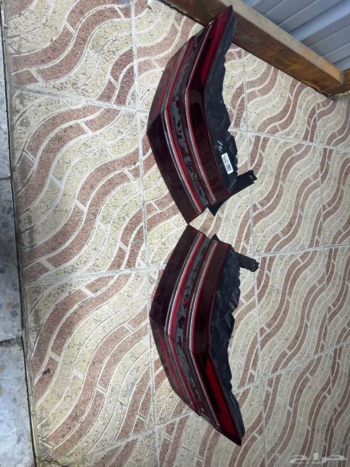 صطبات خلفية جينسس G80 موديل 2021 وفوق 0