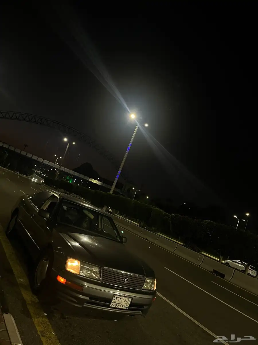 لكزس ال اس 400 2
