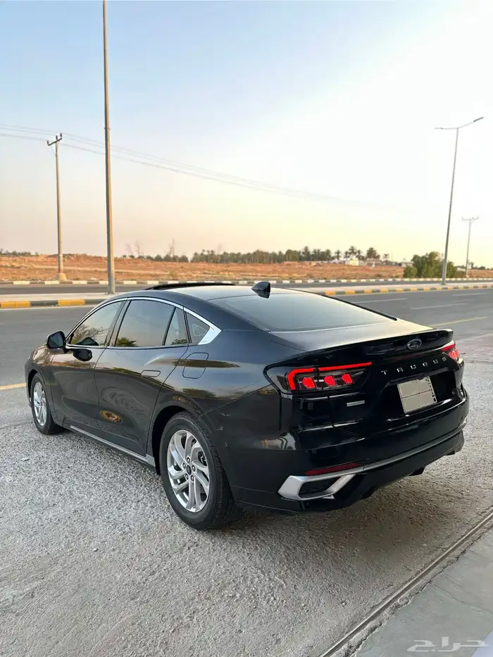 فورد توروس 2023 4