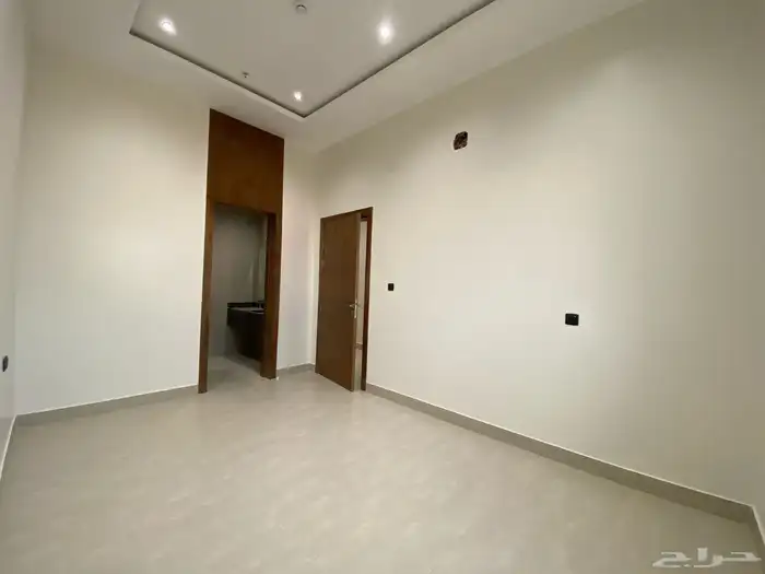 شقق فاخرة للبيع في حي اليرموك 4
