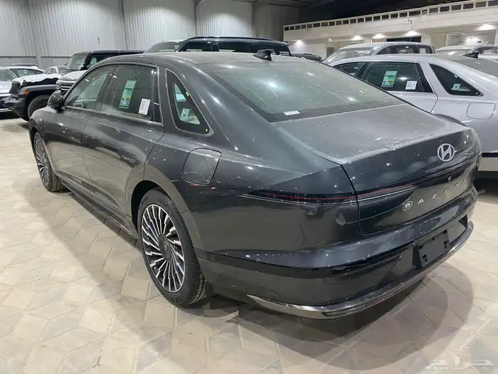 هونداي ازيرا فل كامل سعودي 2025 3