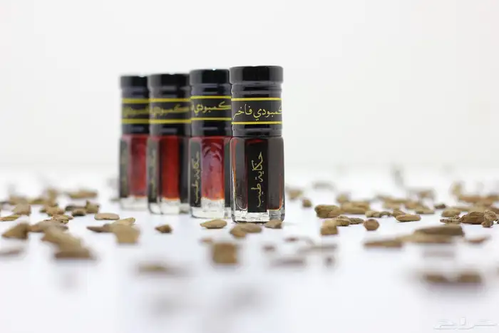 دهن عود كمبودي فاخر 3