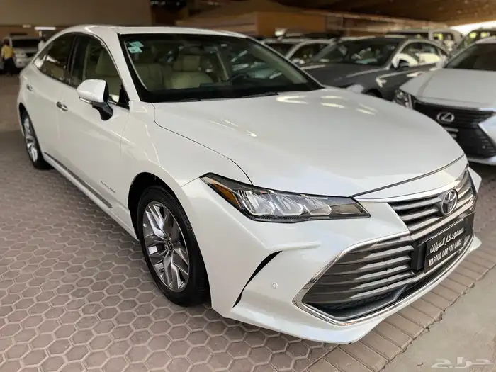 تويوتا افالون 2021. فل 7