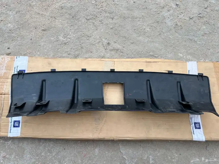 للبيع دفيوزر الصدام الخلفي لومينا 2006 ss جديد واصلي GM 1