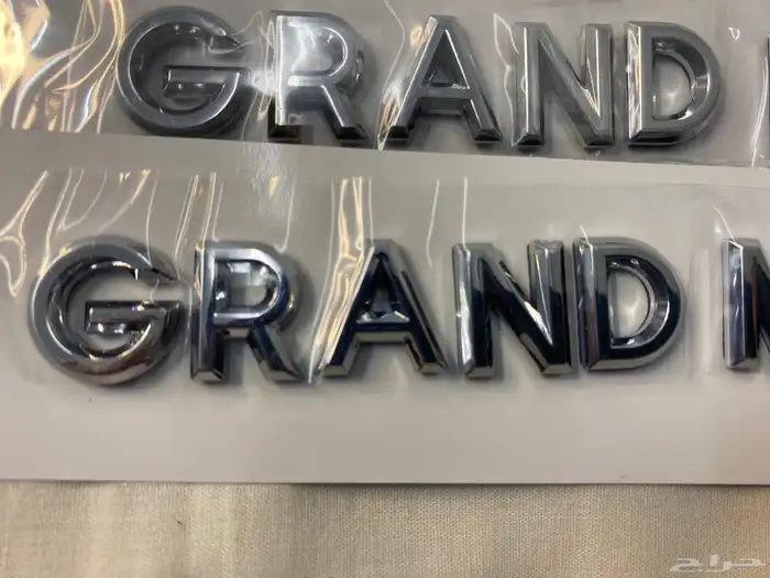 علامة شنطة جراند ماركيز 2006-2011 4