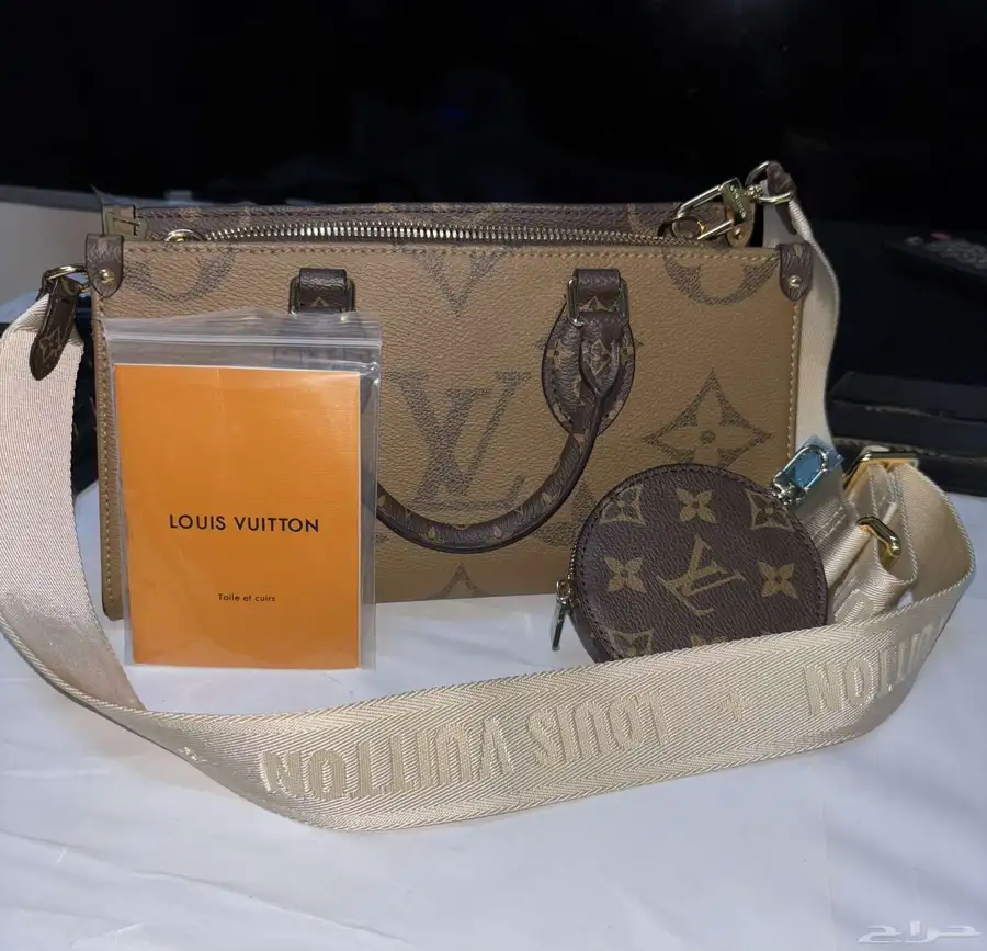 شنطه Louis VUITTON 3