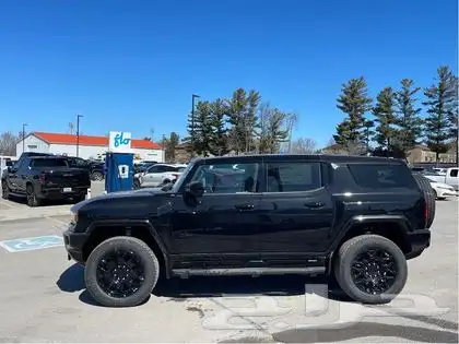 2025 GMC HUMMER EV SUV 2