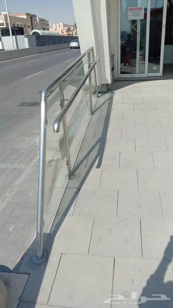 درابزين زجاج ابواب معدنية درابزين ستيل 4