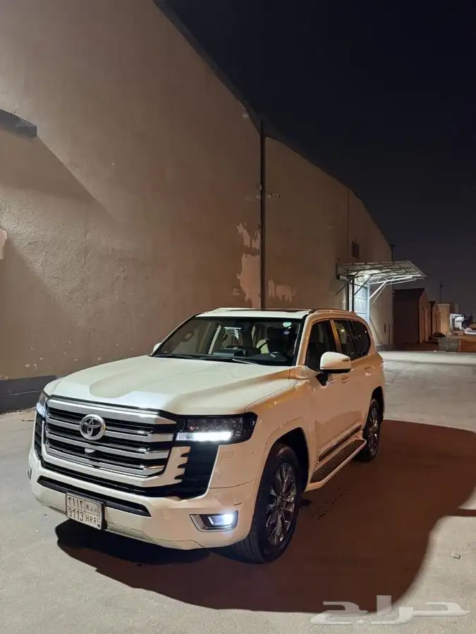 لاند كروزر 2023 L3 10