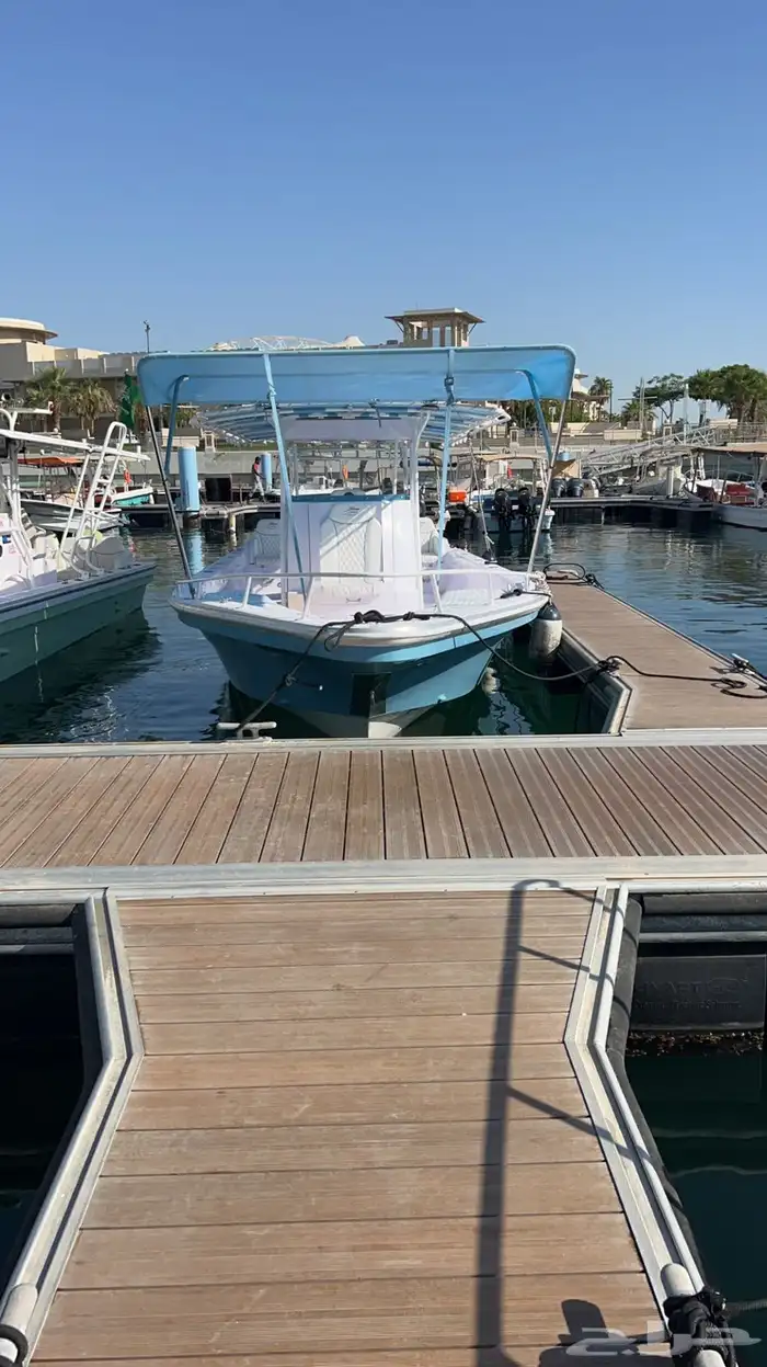 طراد للايجار في مارينا الجبيل رحلات صيد و نزهة 2