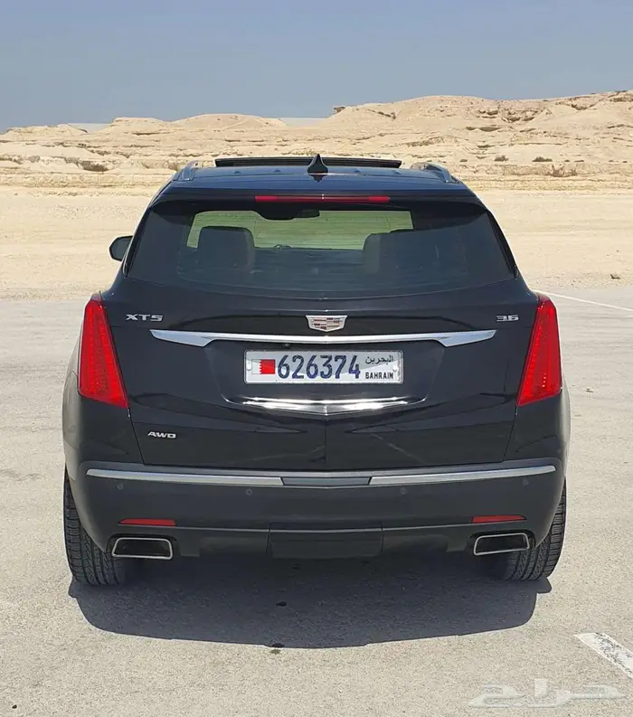 كاديلاك XT5 2018 10