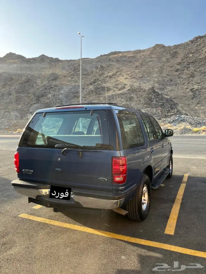 فورد اكسبديشن 2002 10