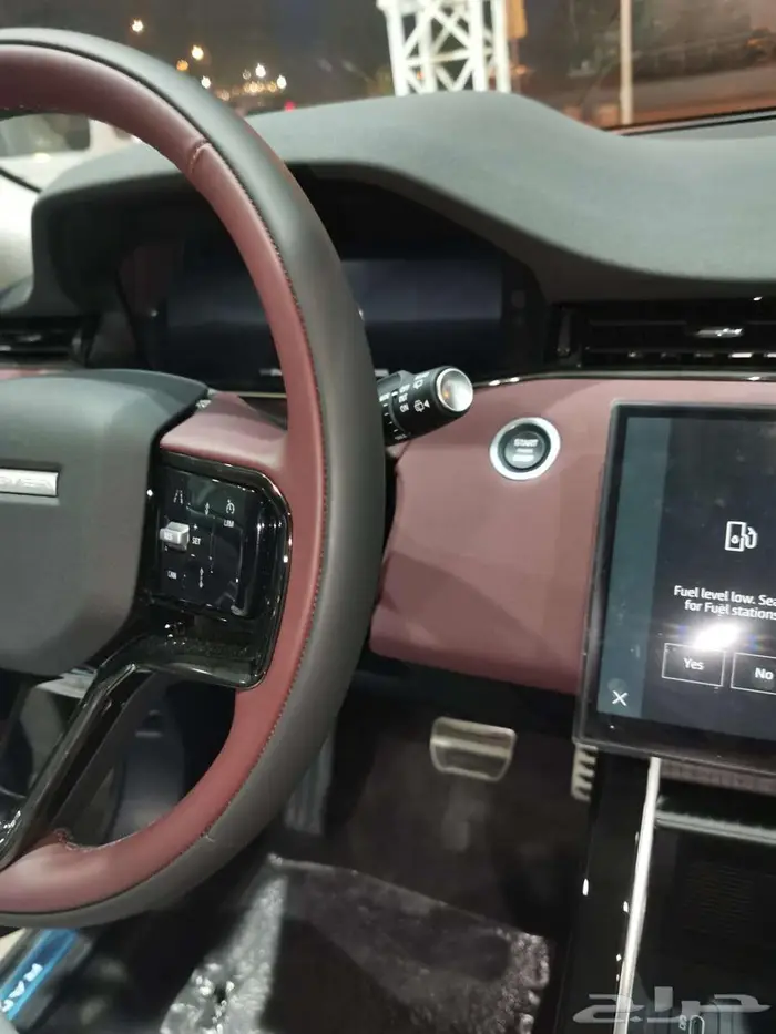رنج روفر ايفوك Evoque موديل P250-Dynamic SE 2024 14