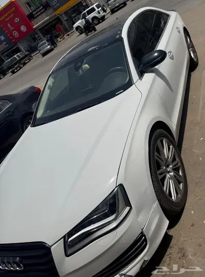 اودي A8 2