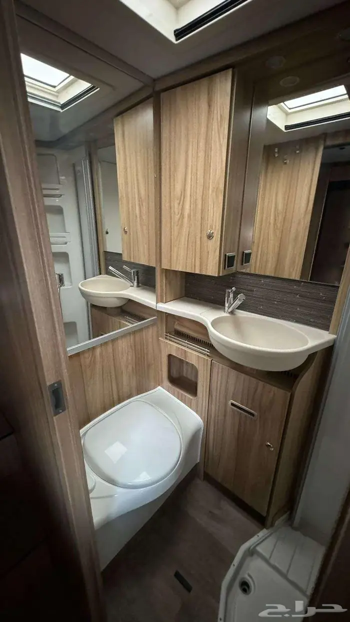 2024 فان مرسيدس هايمر VAN MERCEDES HYMER 16