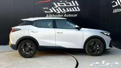 جاك امزوم GL gs3 نص فل 2025 لدى شركة عبدالمجيد الخضر 4