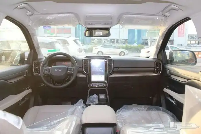 فورد ايفرست XLT نص فل بنزين 2025 8