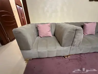 كنب للبيع وطاولات ضيافه ولوح 3