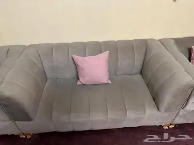 كنب للبيع وطاولات ضيافه ولوح 1