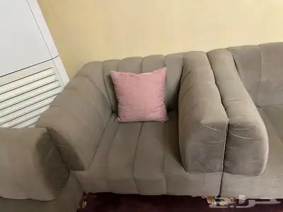 كنب للبيع وطاولات ضيافه ولوح 8