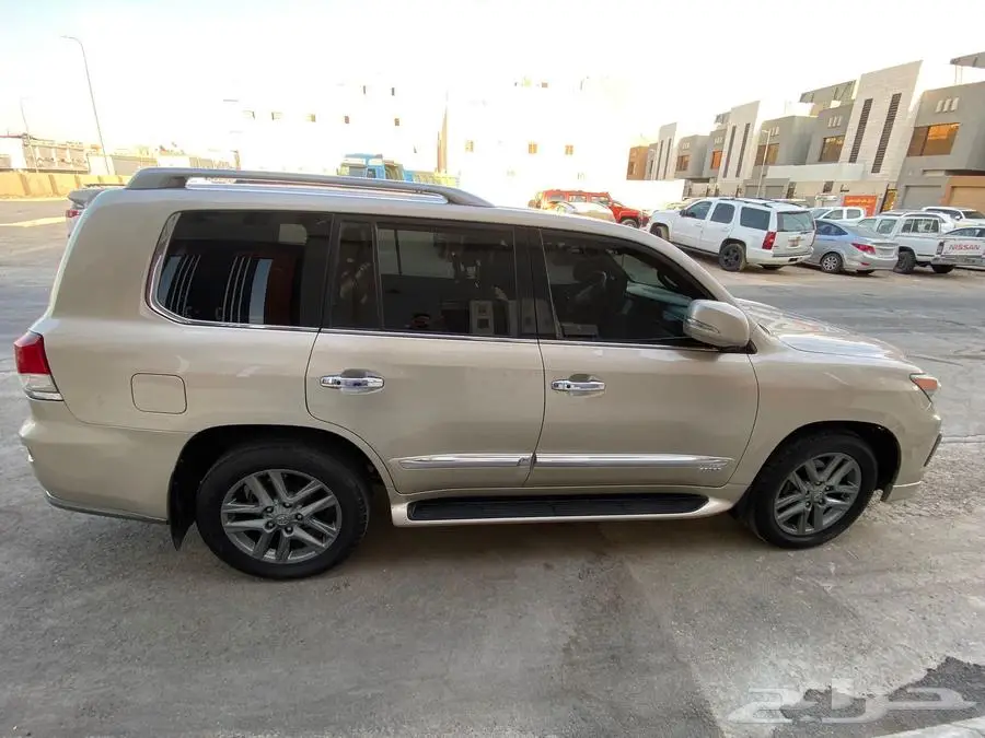 لكزس 2014 sport 2