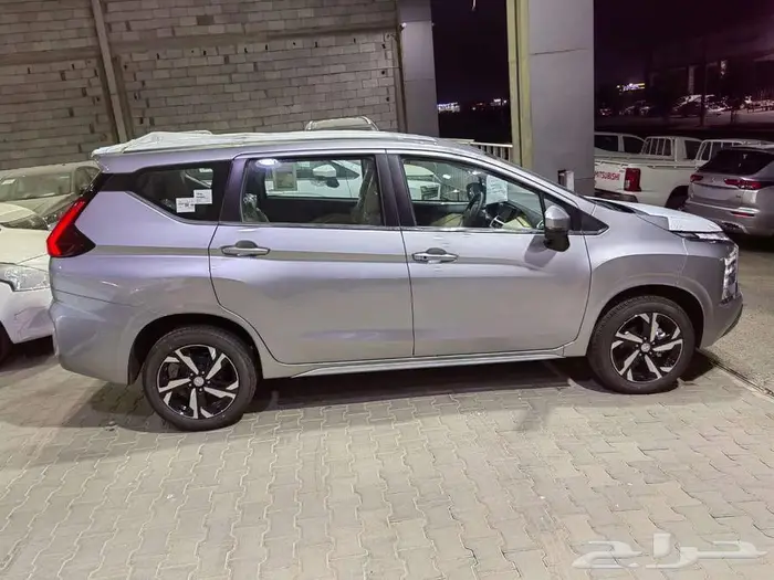 ميتسوبيشي اكسباندر 2025 هاي لاين 3