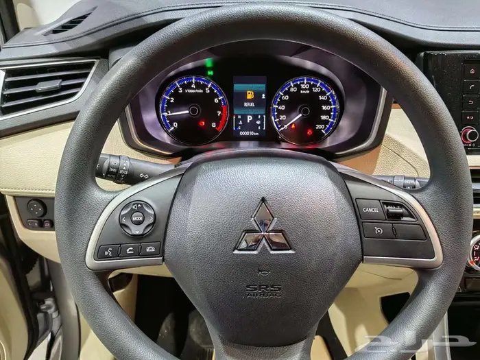 ميتسوبيشي اكسباندر 2025 هاي لاين 5