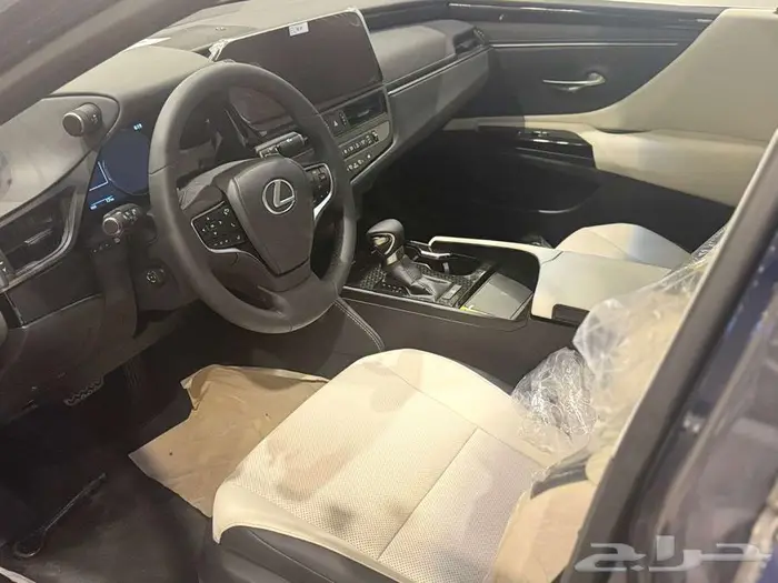 لكزس ES250 AA استاندر 2025 3