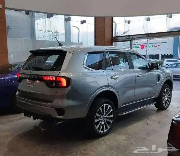 فورد ايفرست ليمتد 2024 بنزين سعودي 10