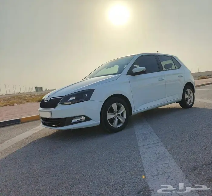 سكودا فابيا 2018 0