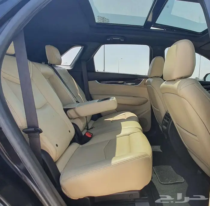 كاديلاك XT5 2018 28