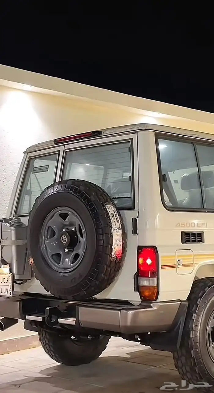 اربع جنوط ديزل مرشوشات رشة لون الشنبر مع اكوابهن اصليه 0