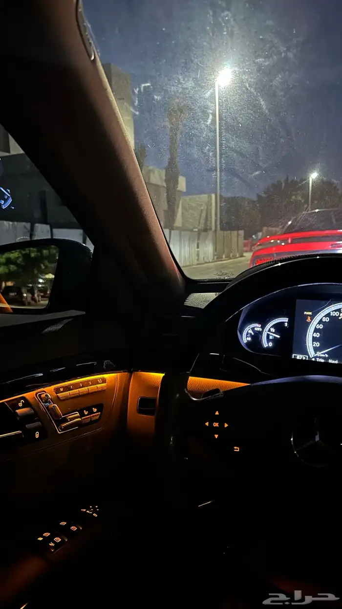 مارسيدس بانوراما S550 AMG نظيف 15