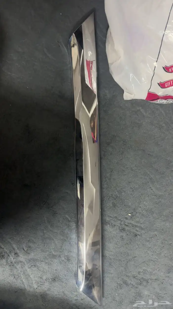 قطع غيار كورولا 2015 اصليه مسجل و ديكور و نيكل صدام 4