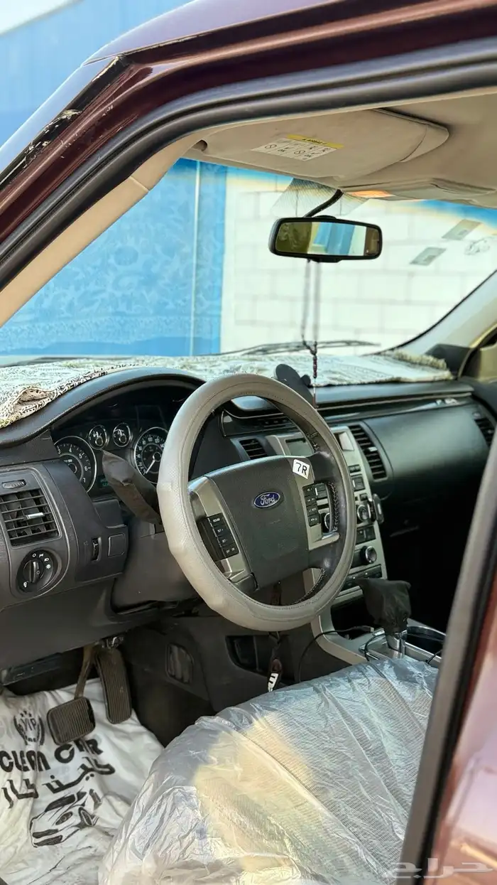 فورد فلكس 2010 10