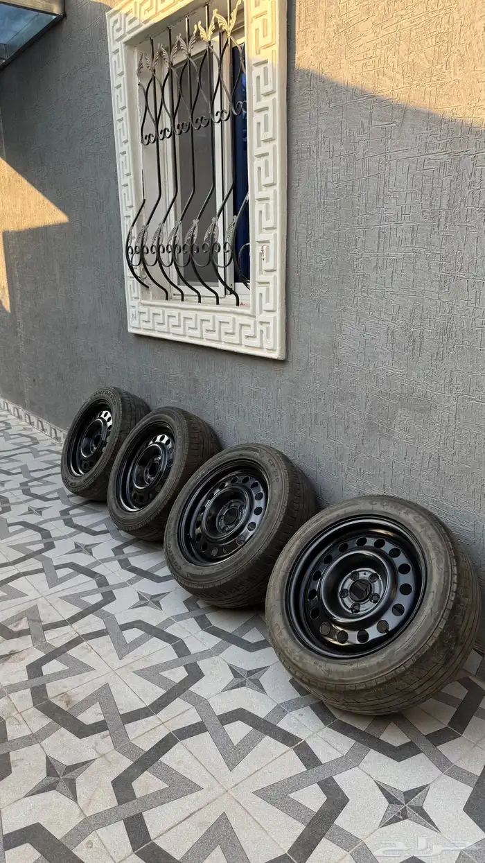 سوح مقاس 225   55   17 خمس بلوط للبيع 7