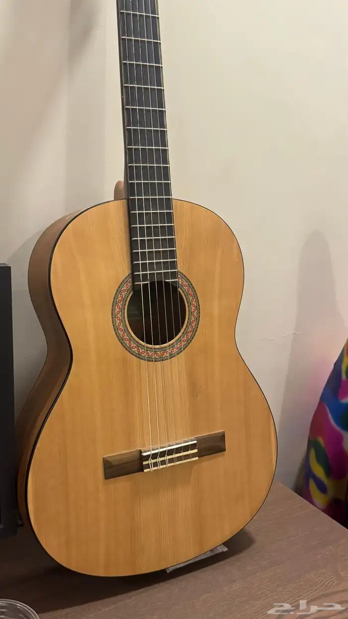 قيتار ياماها c40 0