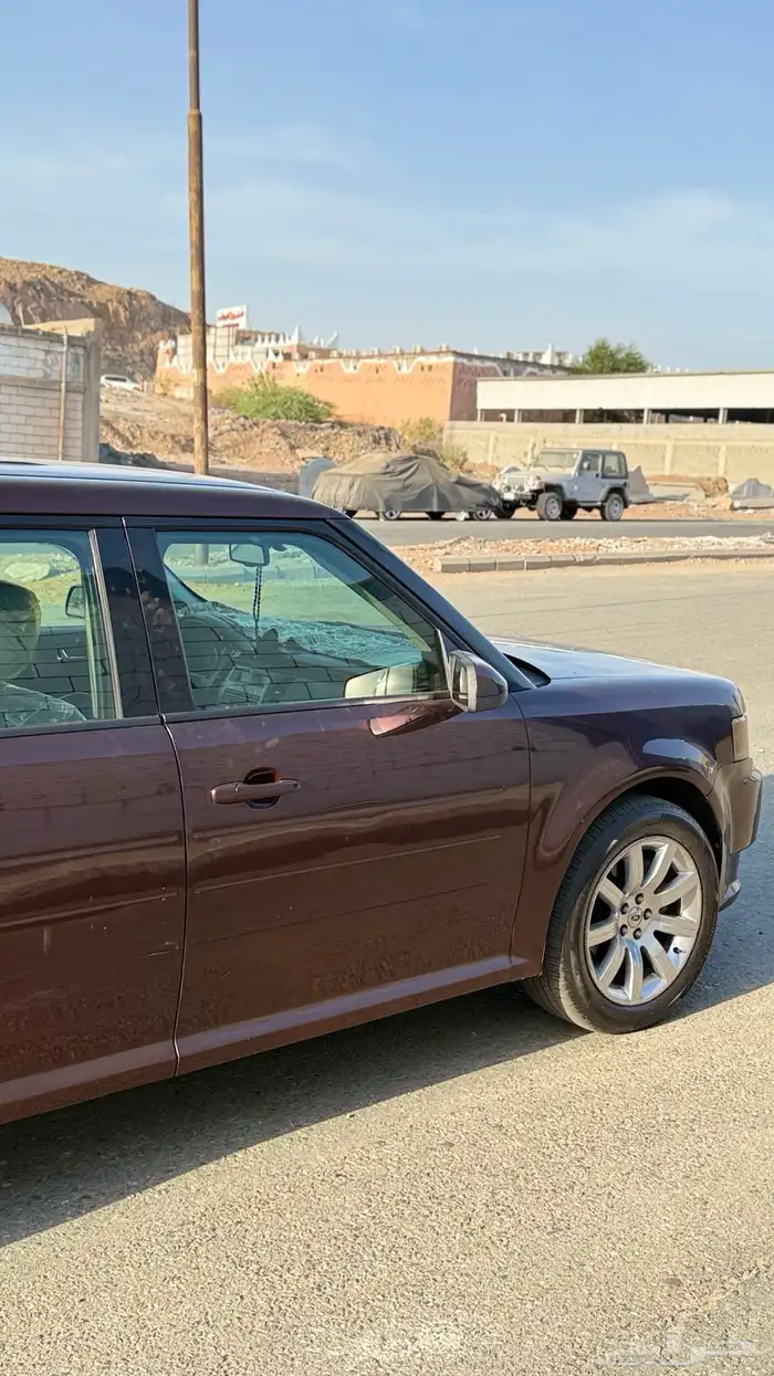 فورد فلكس 2010 8