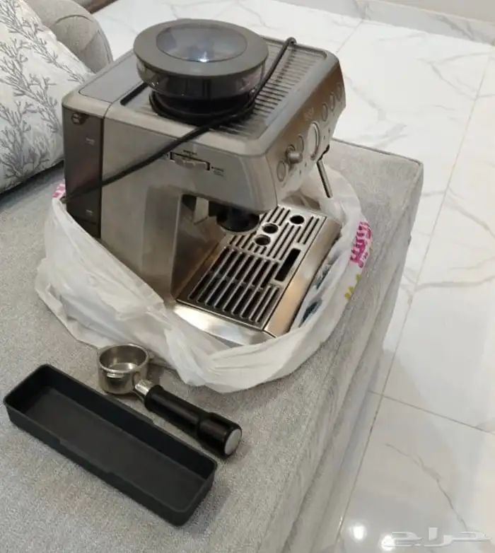 مكينة اسبريسو ماركة sage جديدة 1