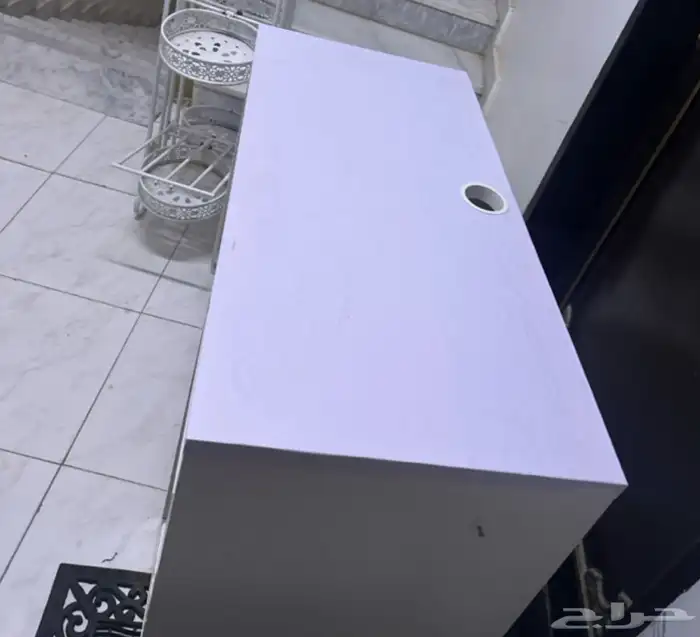 مكتبه ايكيا طاوله ايكيا 2