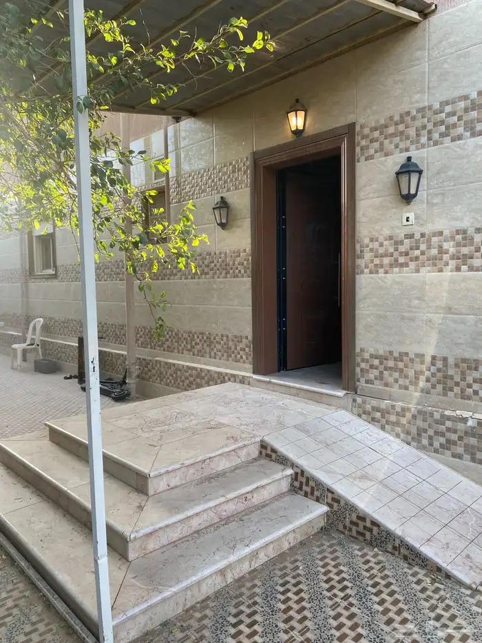 فيلا فاخره للبيع في حي شوران المدينه المنوره 10