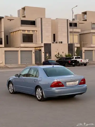 لكزس LS430 2002 8