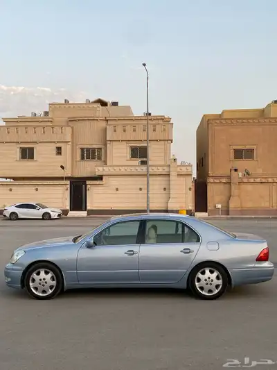 لكزس LS430 2002 9