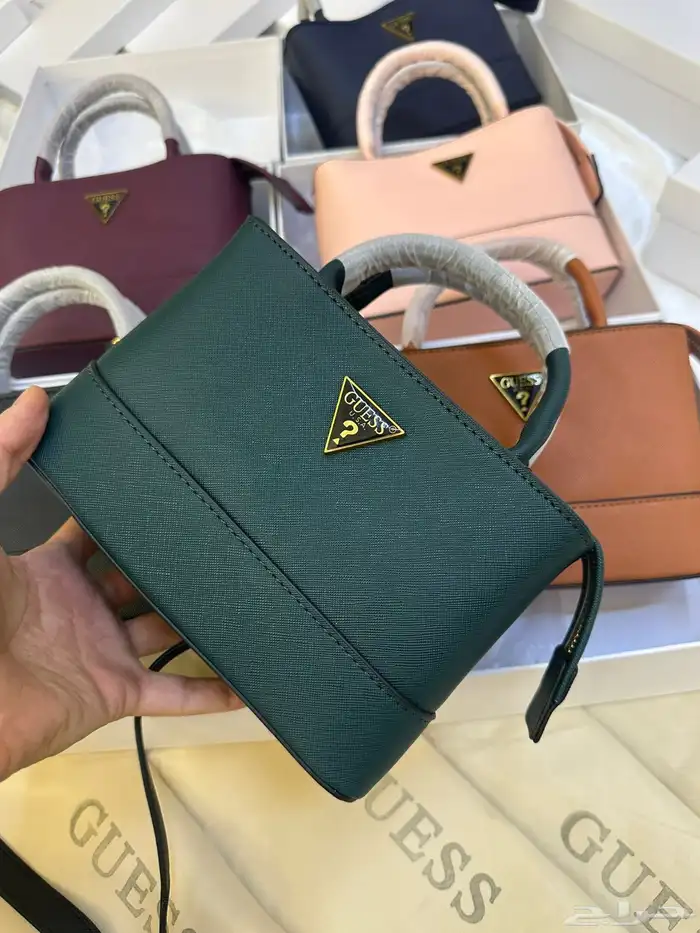 شنط برادا ميوميو كوتش سان لوران شانيل مع الملحقات 2