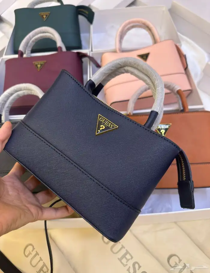 شنط برادا ميوميو كوتش سان لوران شانيل مع الملحقات 0