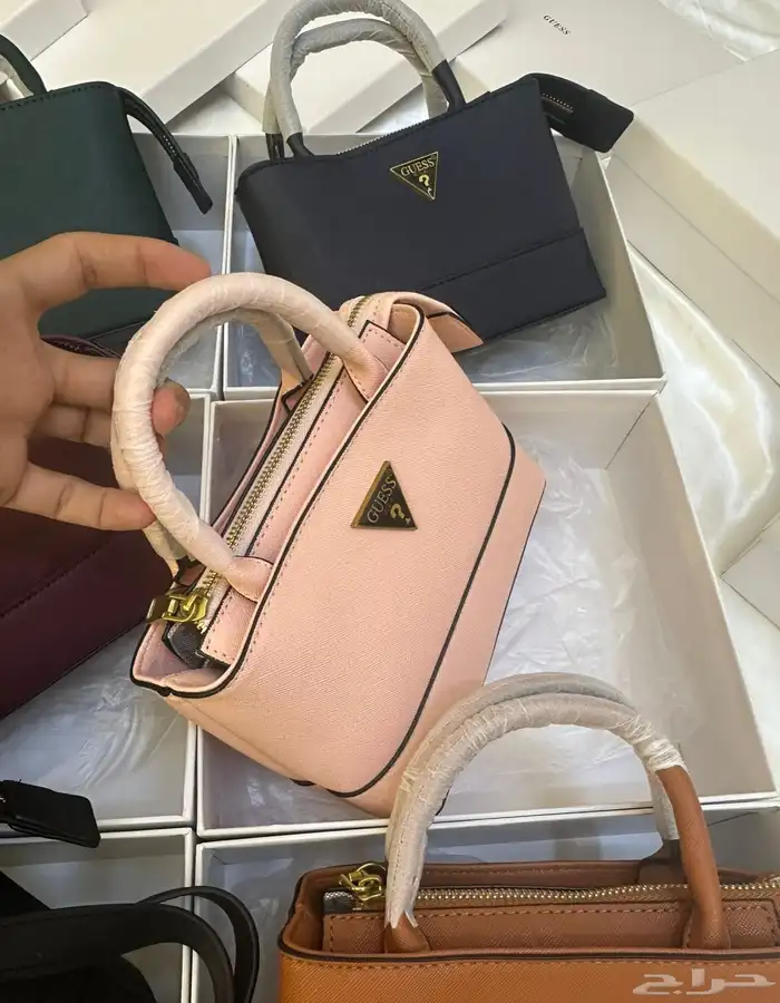 شنط برادا ميوميو كوتش سان لوران شانيل مع الملحقات 1