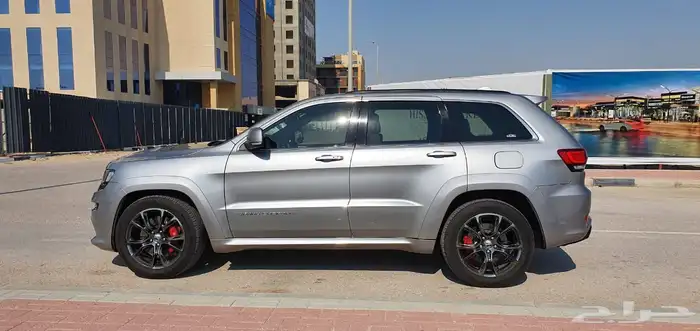 قراند شروكي SRT 2015 4